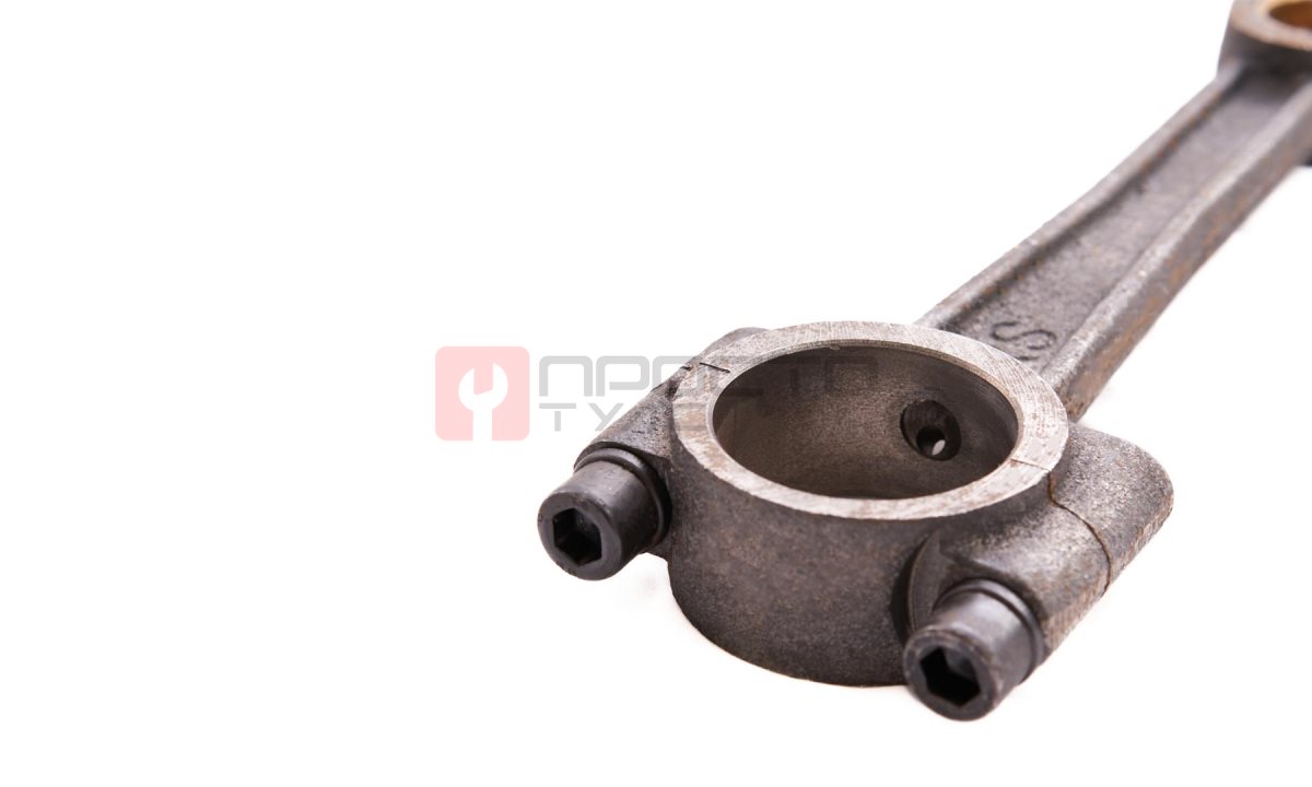  Шатун D19-D43.5-178 LТ100 (1)