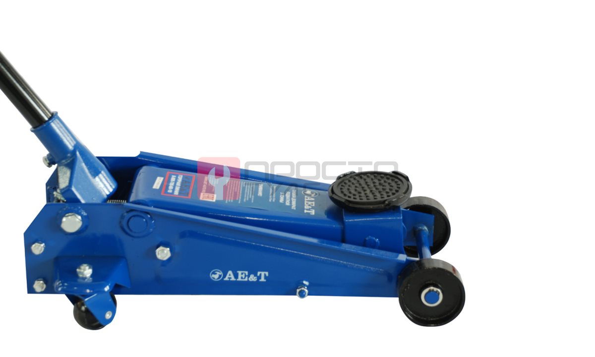  Домкрат подкатной T31203A AE&T 3т профессиональный (1)