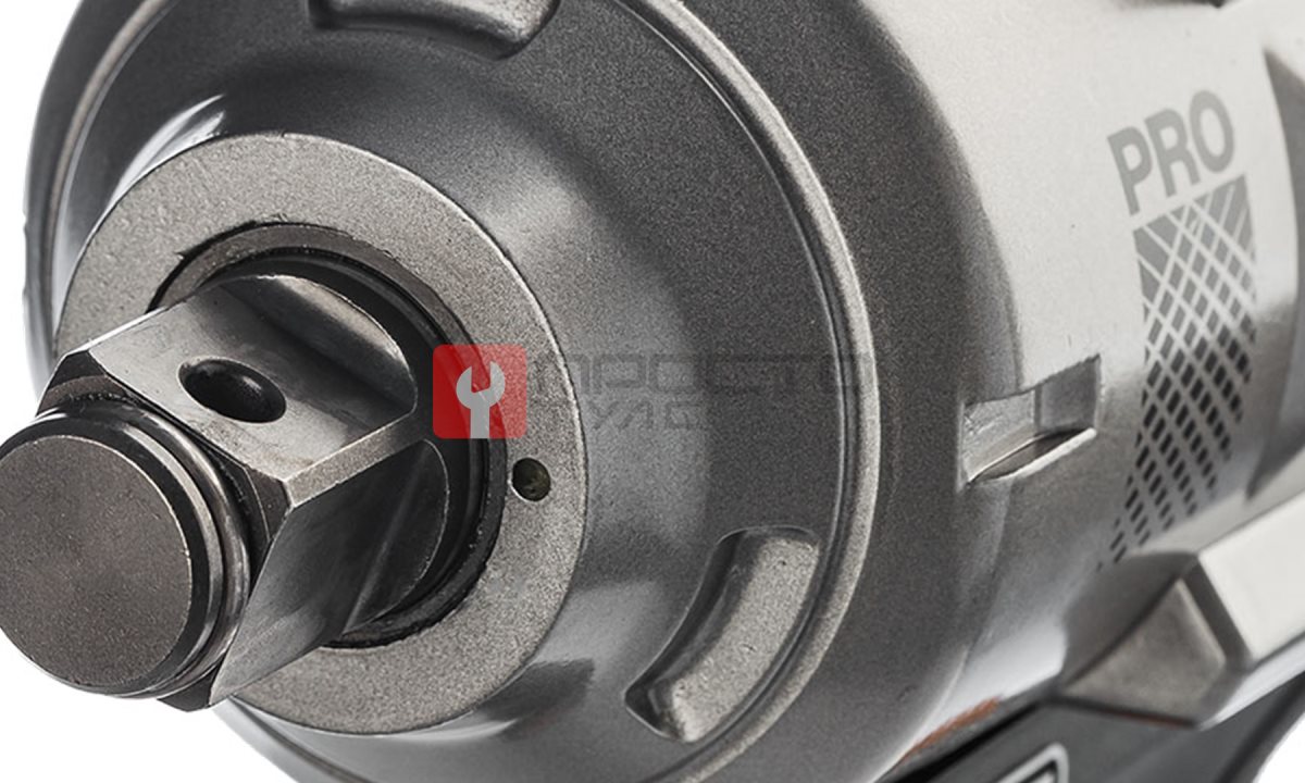  RUNTEC RT-IW1600W Гайковерт ударный аккумуляторный RUNTEC PRO 3/4