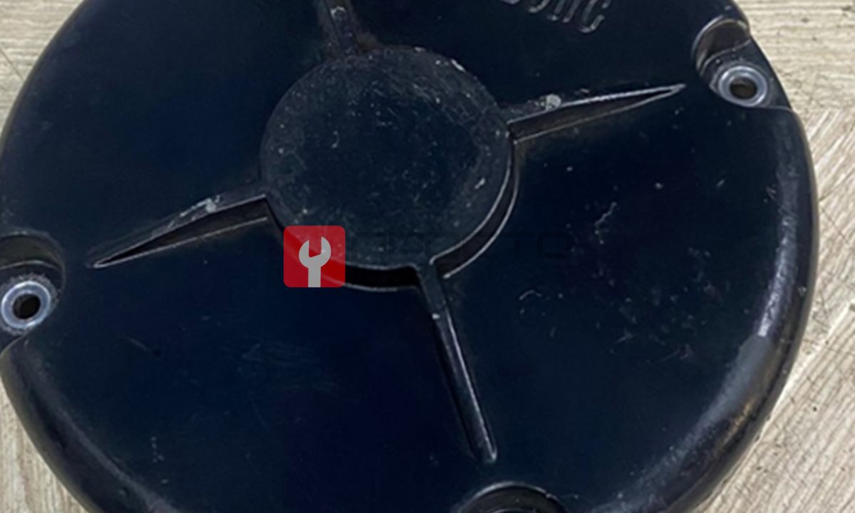  Крышка верхняя электродвигателя подъемника (0)