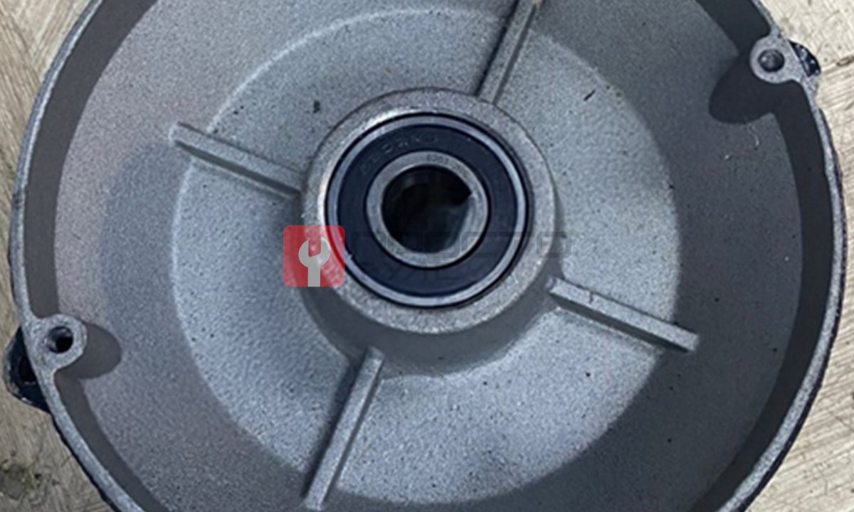  Крышка верхняя электродвигателя подъемника (1)