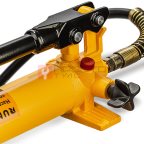  RUNTEC RT-HP10 Насос гидравлический 10 т со шлангом мни (1)