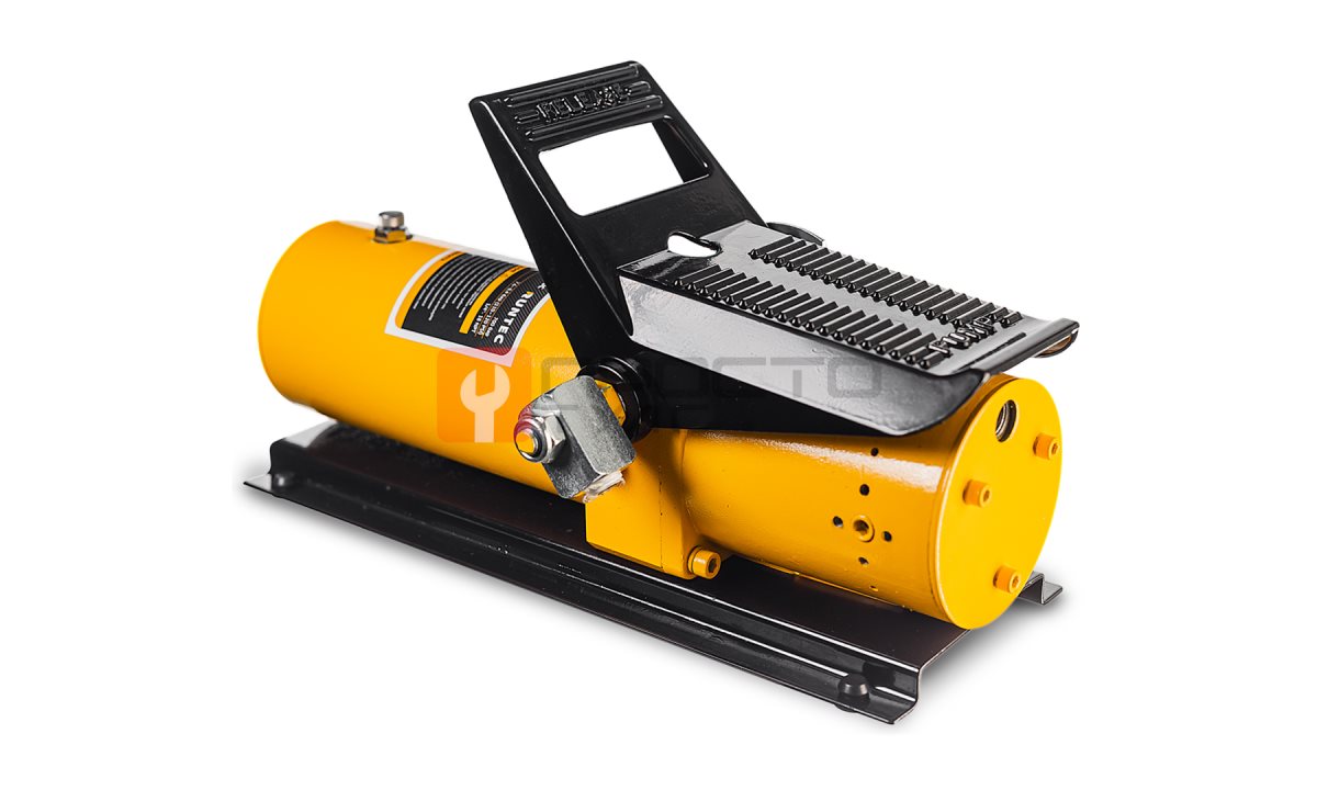  RUNTEC RT-HP690 Насос пневмогидравлический с ножным управлением 0.69 л (0)