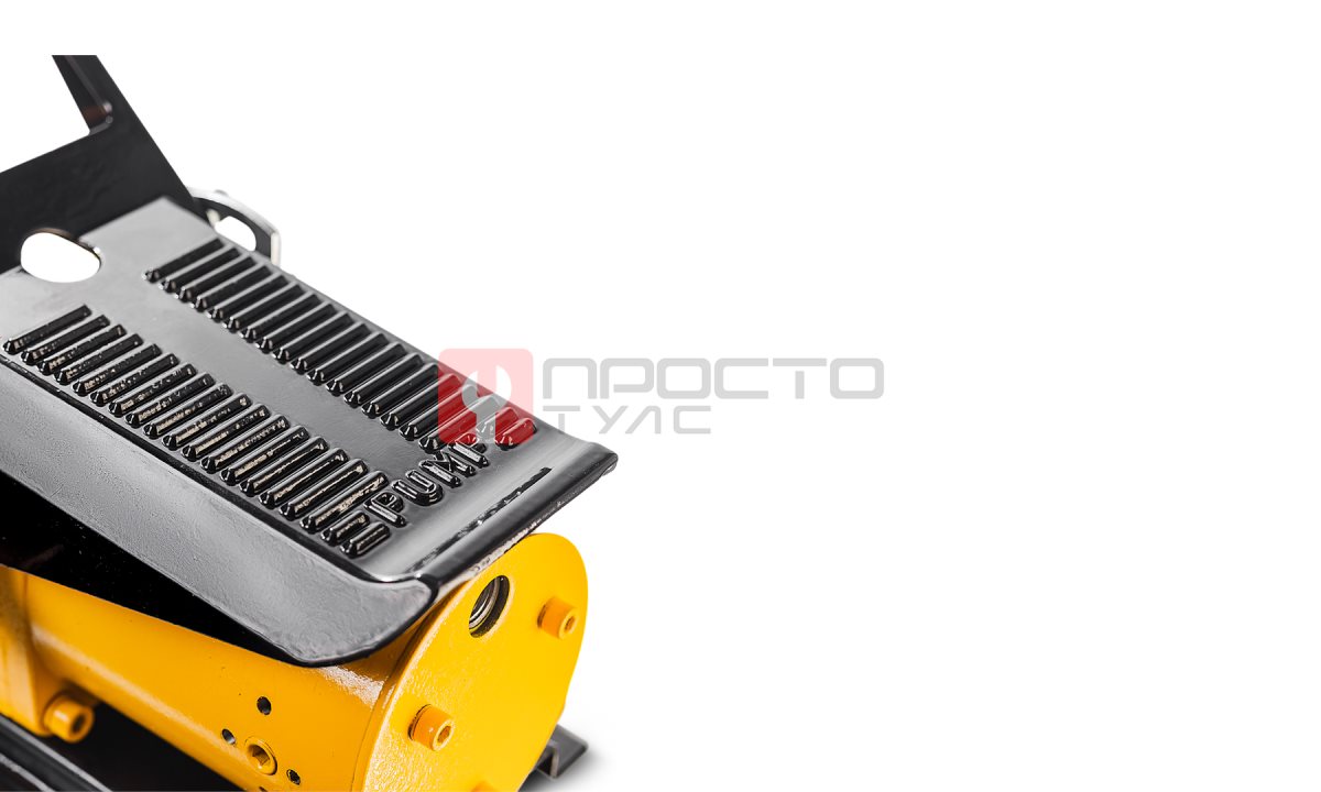  RUNTEC RT-HP690 Насос пневмогидравлический с ножным управлением 0.69 л (1)