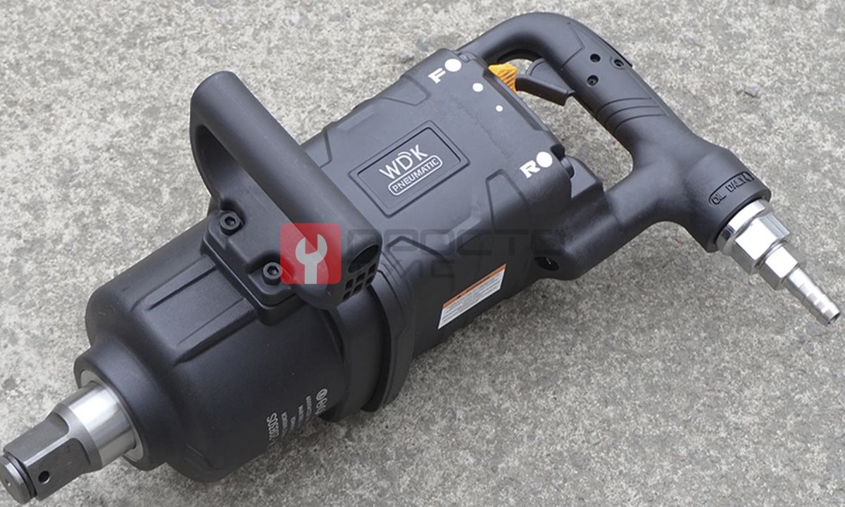  WDK-20830S Гайковерт пневматический ударный, композитный корпус, короткий привод 1