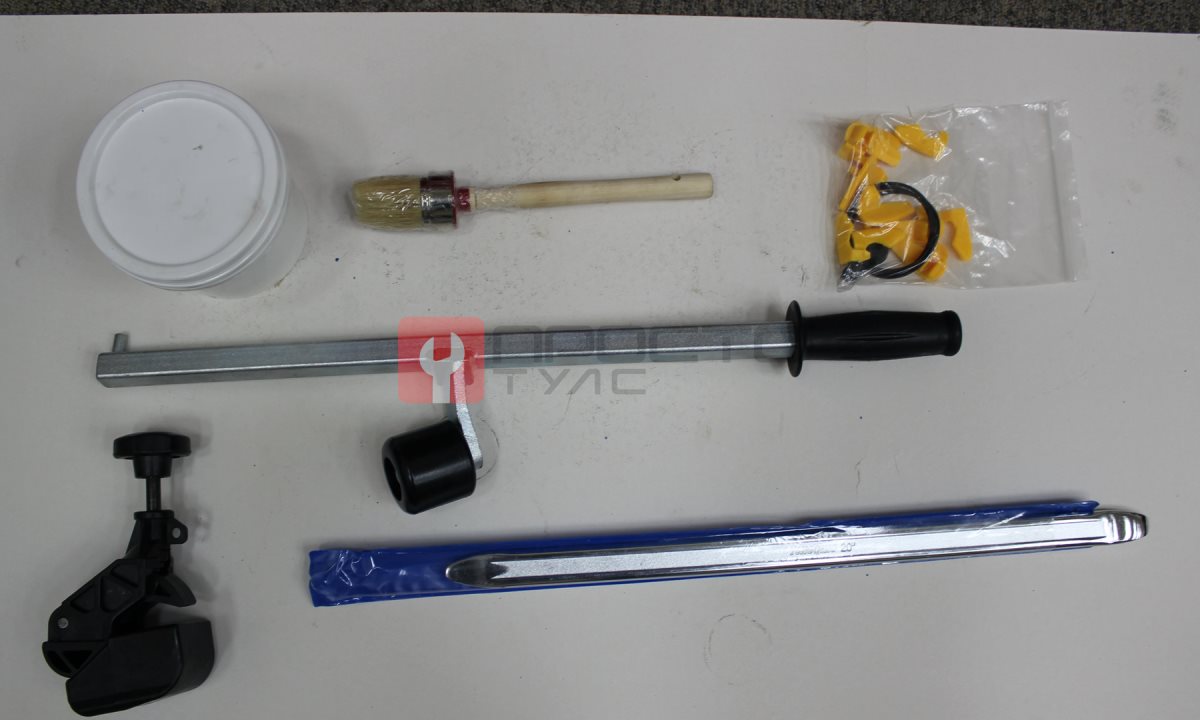  TC24L Шиномонтажный полуавтоматический станок 220В (1)